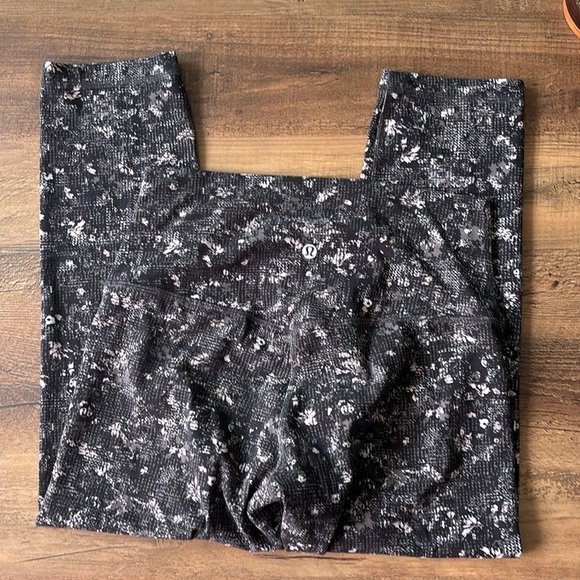 Lululemon Align Crop Equalized Multi leggings 8 - Picture 6 of 6